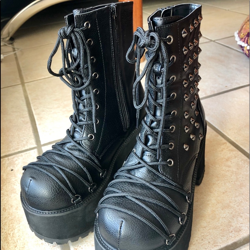 Demonia ranger platforms